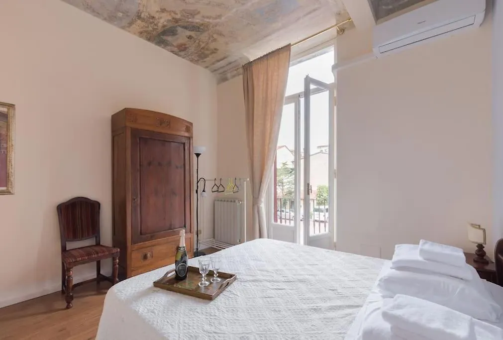 Borgognissanti Apartment 6 Florence